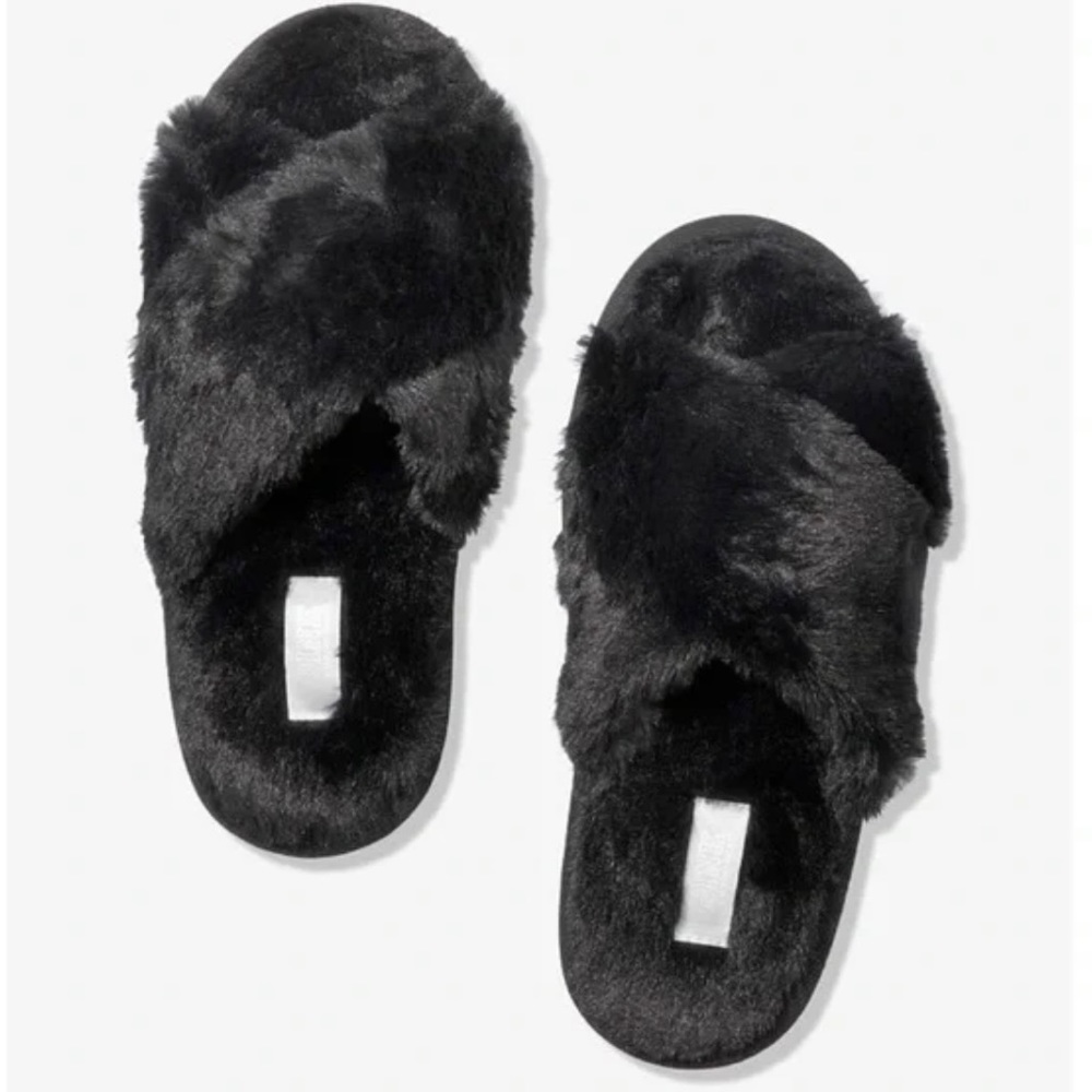 🆕 VS Pink Furry Cross Strap Slippers